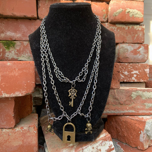 Lock & Key Skull Necklace♡︎